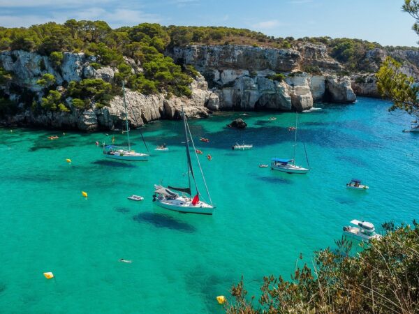 Islas Baleares: Más Allá de la Playa